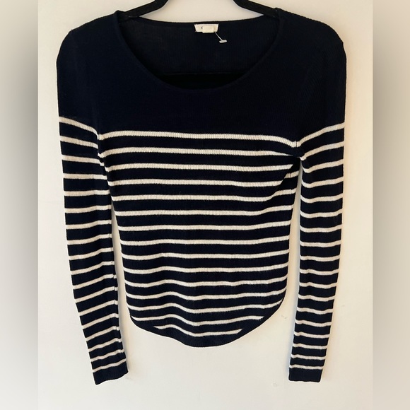 Striped long sleeve sweater - Picture 2 of 4